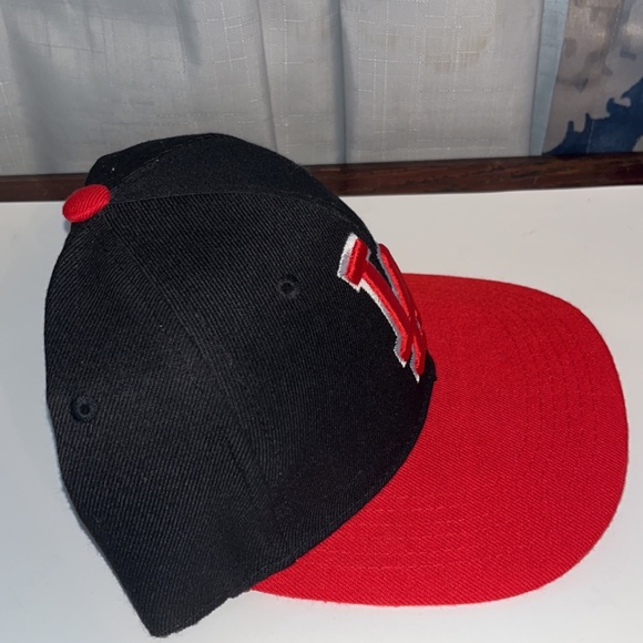 SnapBack hat - Picture 4 of 4